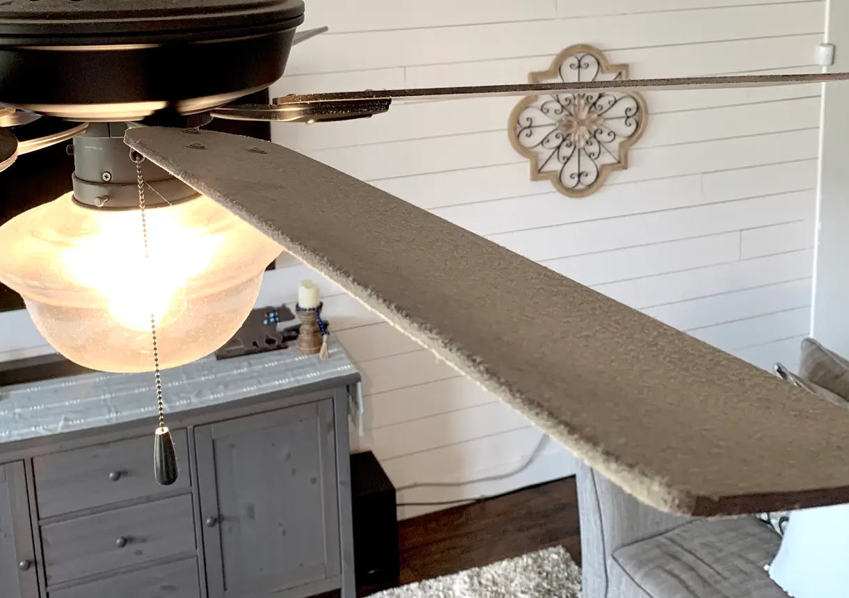 How to Clean Ceiling Fans