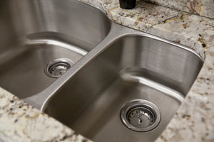 How to Clean Stainless Steel Sinks